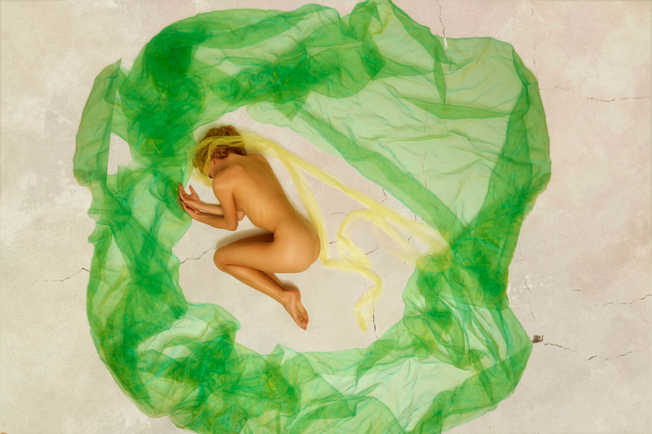 RGB G – fine art photography artwork by RAN ART, exploring green as a symbolic color through form, depth and poetic atmosphere.